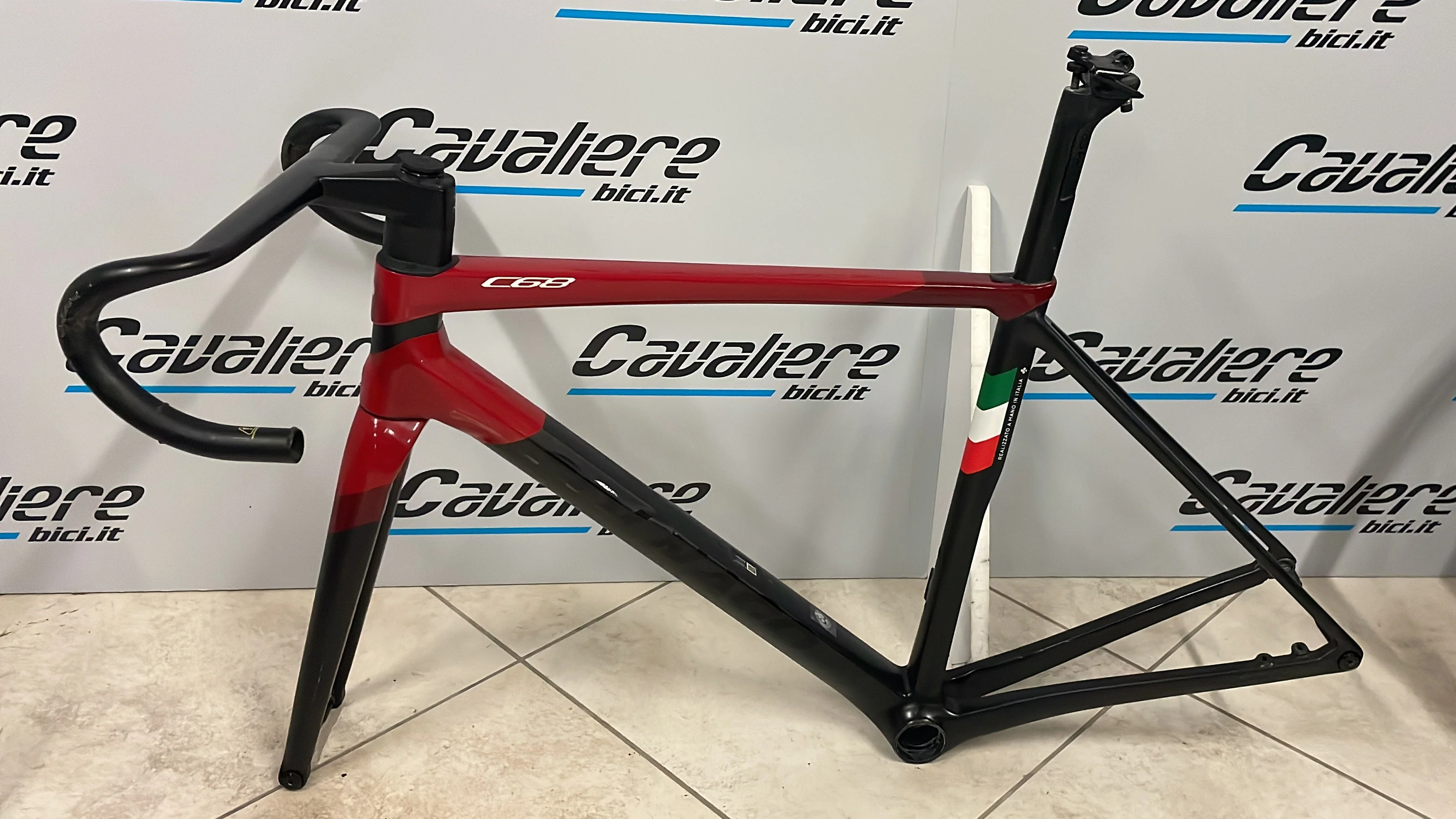 Colnago Telaio C68 Disc HRRD + Manubrio CC.01 - SEMINUOVO - Image 2