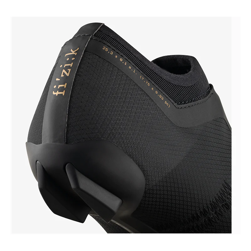 Fizik Scarpe Road Vega Carbon Coal Nero - Image 5