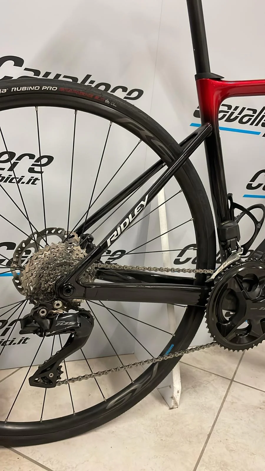 Ridley Bici Falcn - 105 Di2 7170 12v - Shimano Rs171 - SEMINUOVA - Image 3