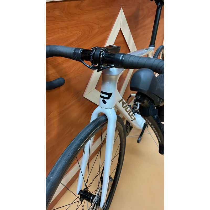 Ridley Bici Fenix Slic Disc - Ultegra R8020 11v - Forza Norte Db - SEMINUOVA - Image 3