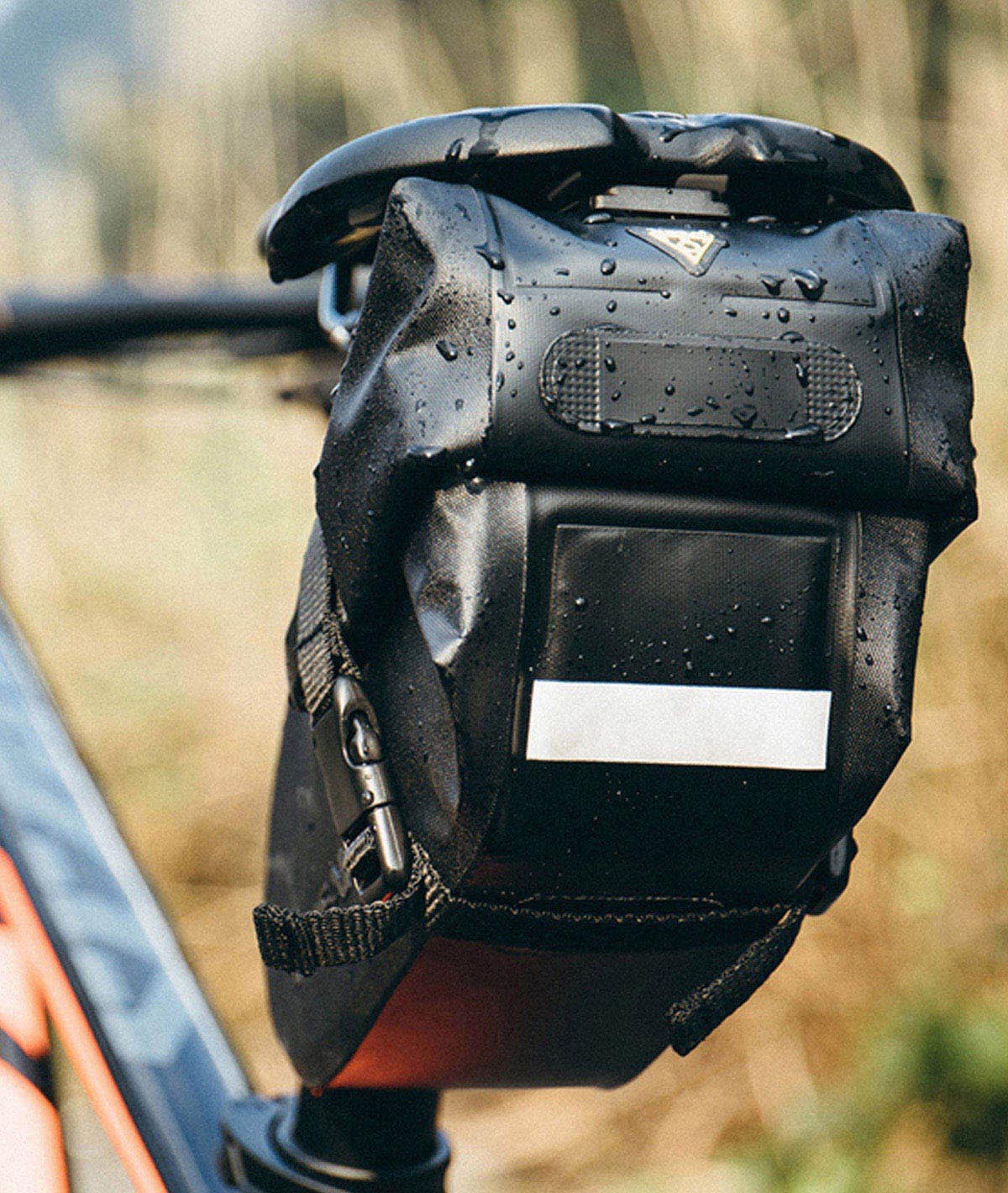Topeak WEDGE DRYBAG Topeak strap mount - Image 6