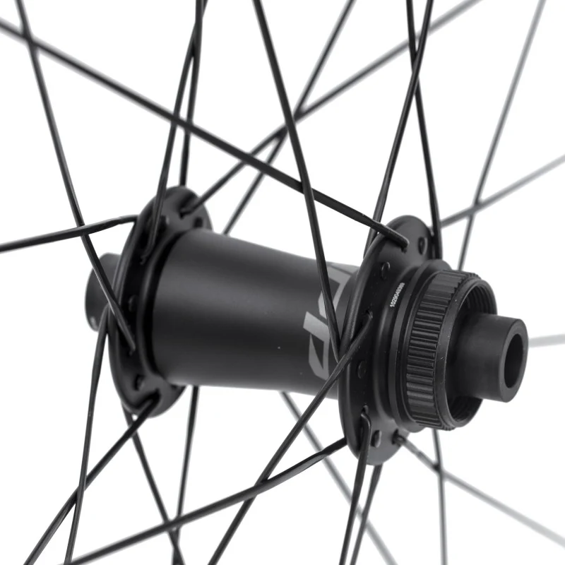 Zipp Ruote 303 Tubeless Ready Carbon Disc - Image 4
